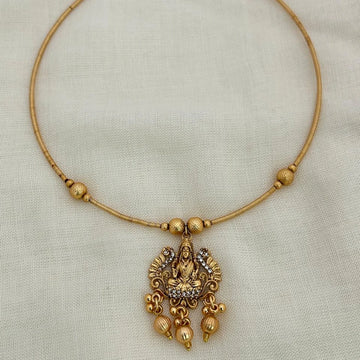 Gold Plated Ganesha Pendant Hasli Chain Necklace for Women