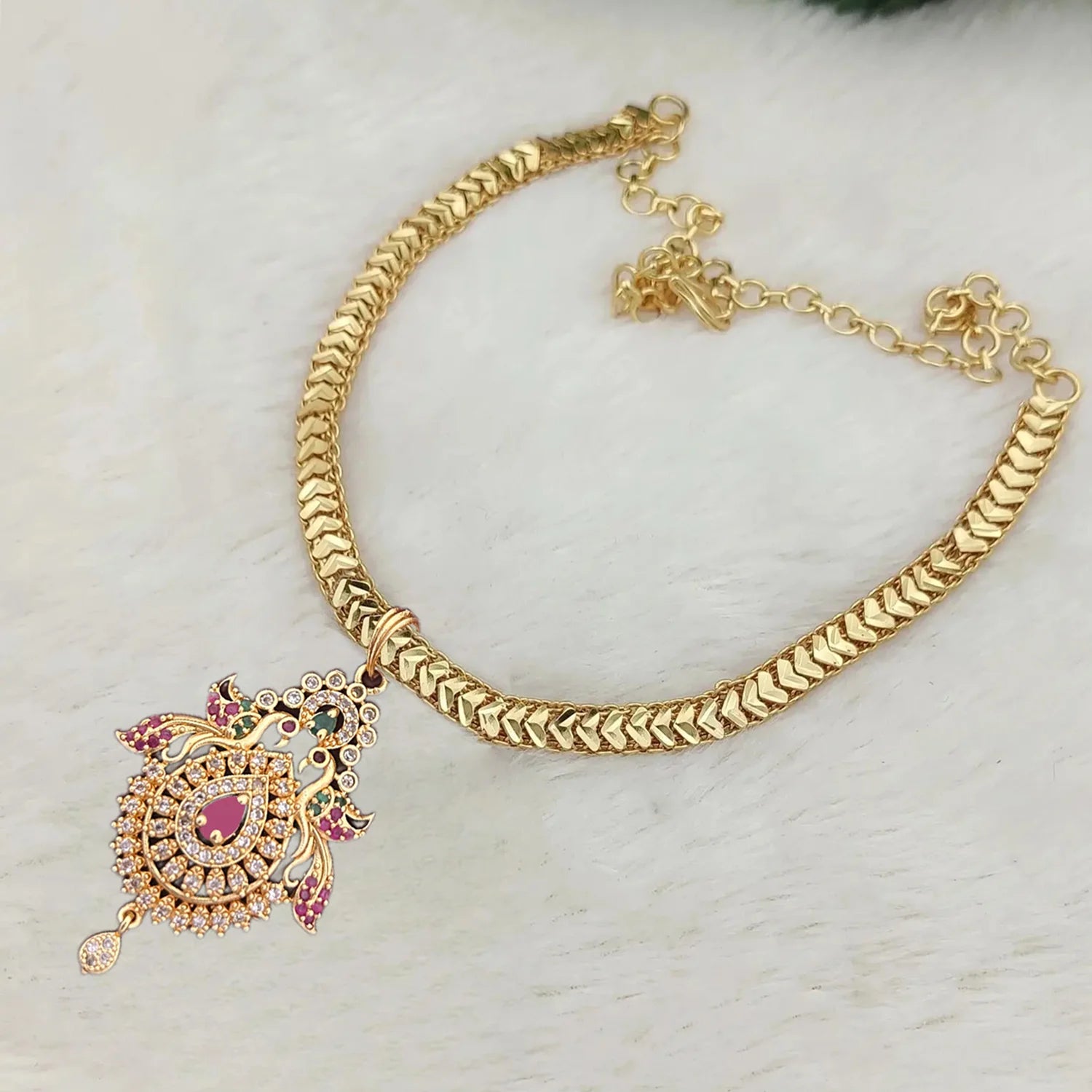 Antique Gold Peacock Pendant Chain Necklace for Women
