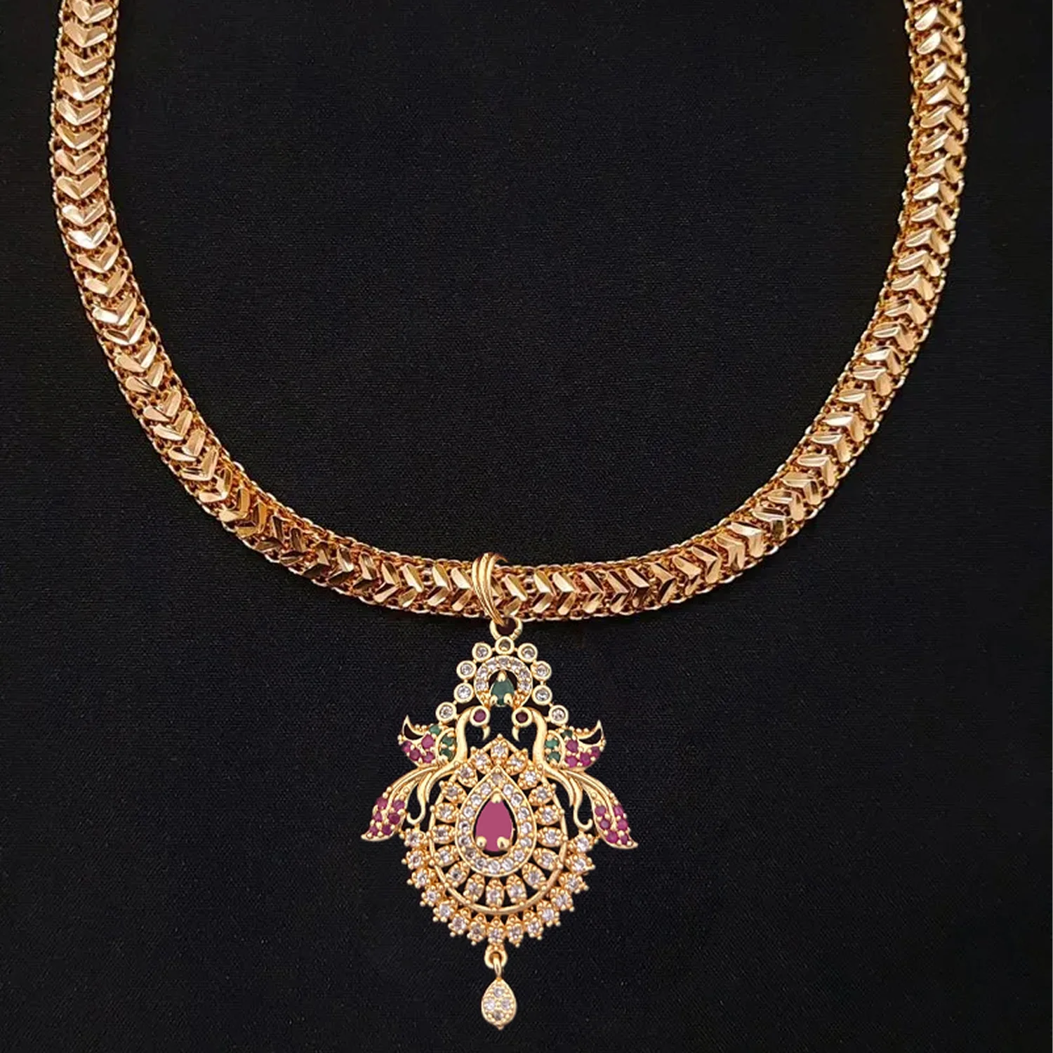 Antique Gold Peacock Pendant Chain Necklace for Women