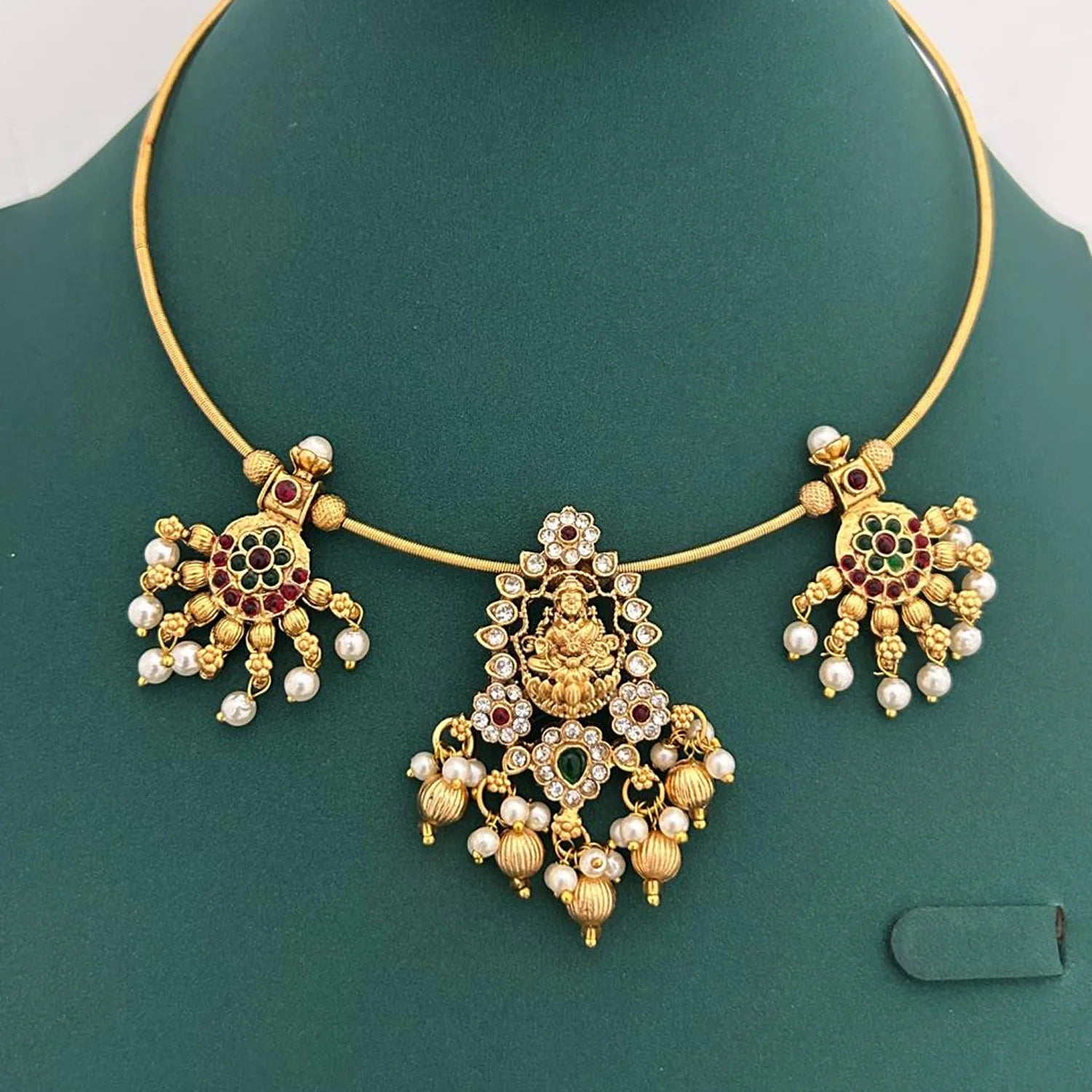 Green Stone Pearl Gold Plated Hasli Necklace
