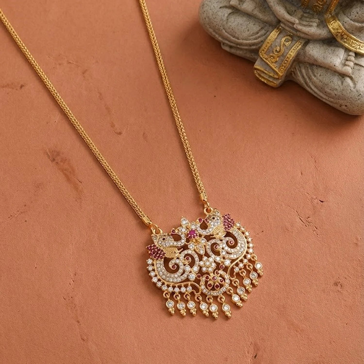 Antique Elephant Pearl Gold Plated Pendant Chain Necklace