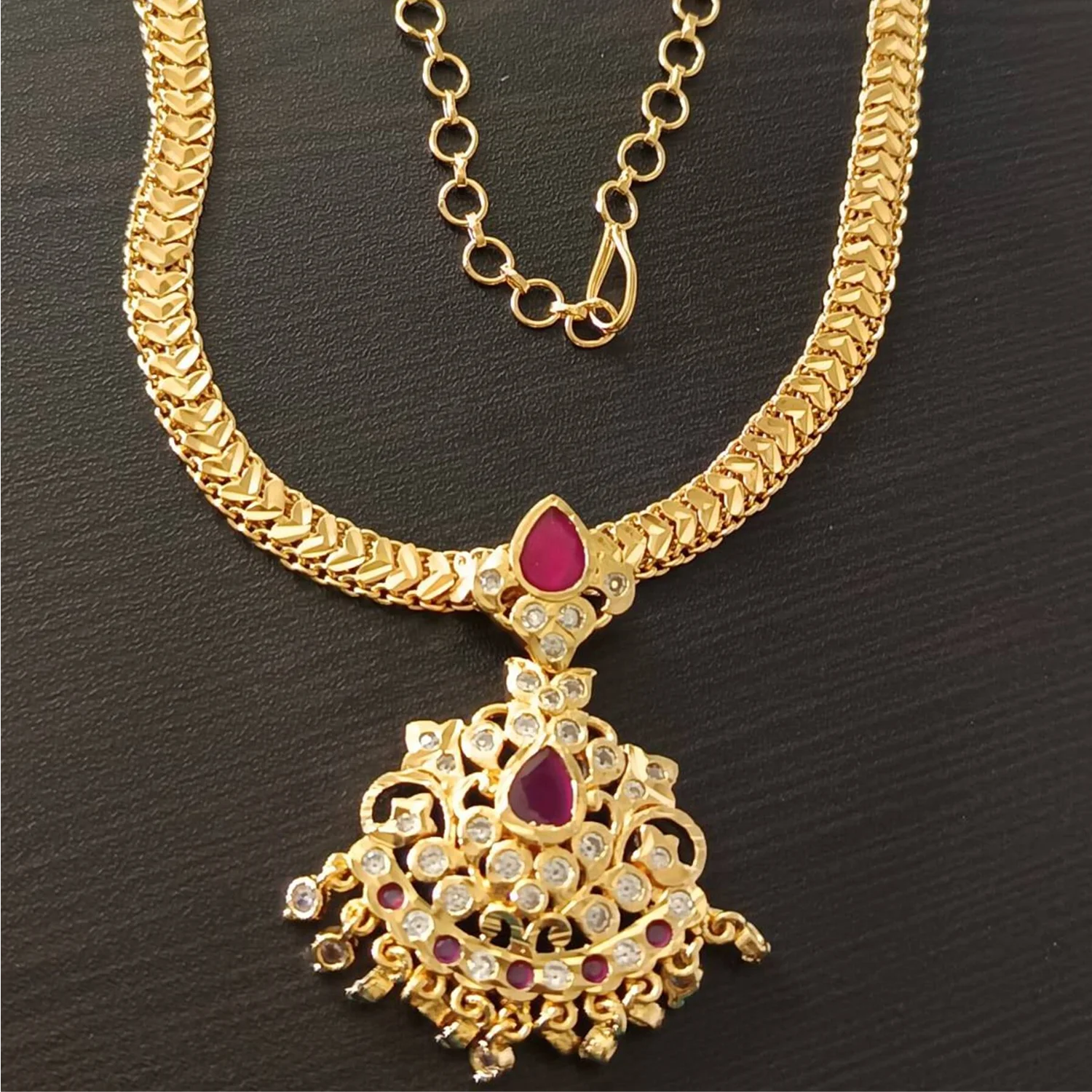 Red Stone Temple Pendant Gold Chain Necklace for Women