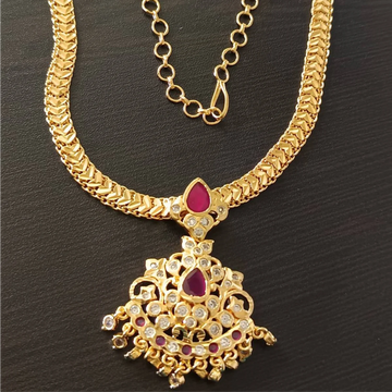 Red Stone Temple Pendant Gold Chain Necklace for Women