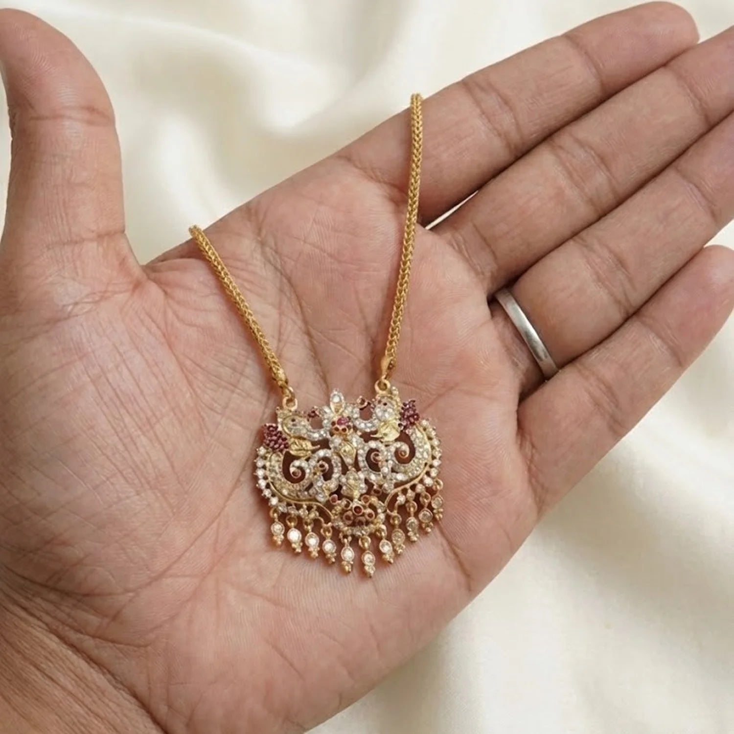 Antique Elephant Pearl Gold Plated Pendant Chain Necklace