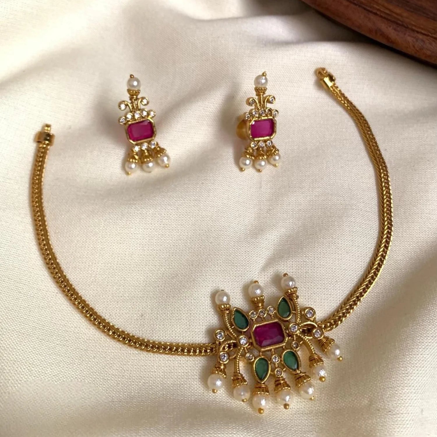 Ruby Green Gold Plated Mesh Choker Set with Earrings