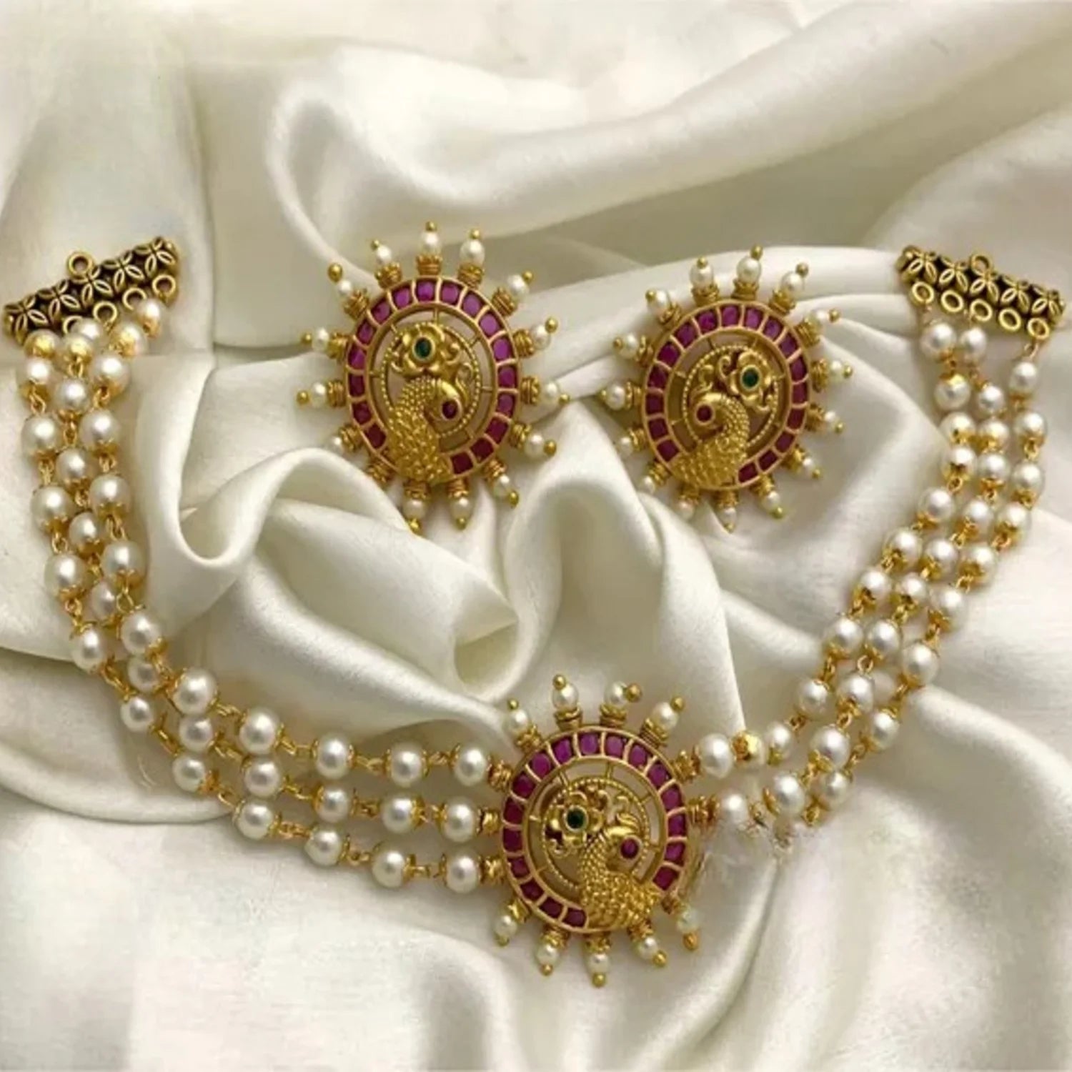 Peacock Pearl Layered Temple Choker Set with Earrings