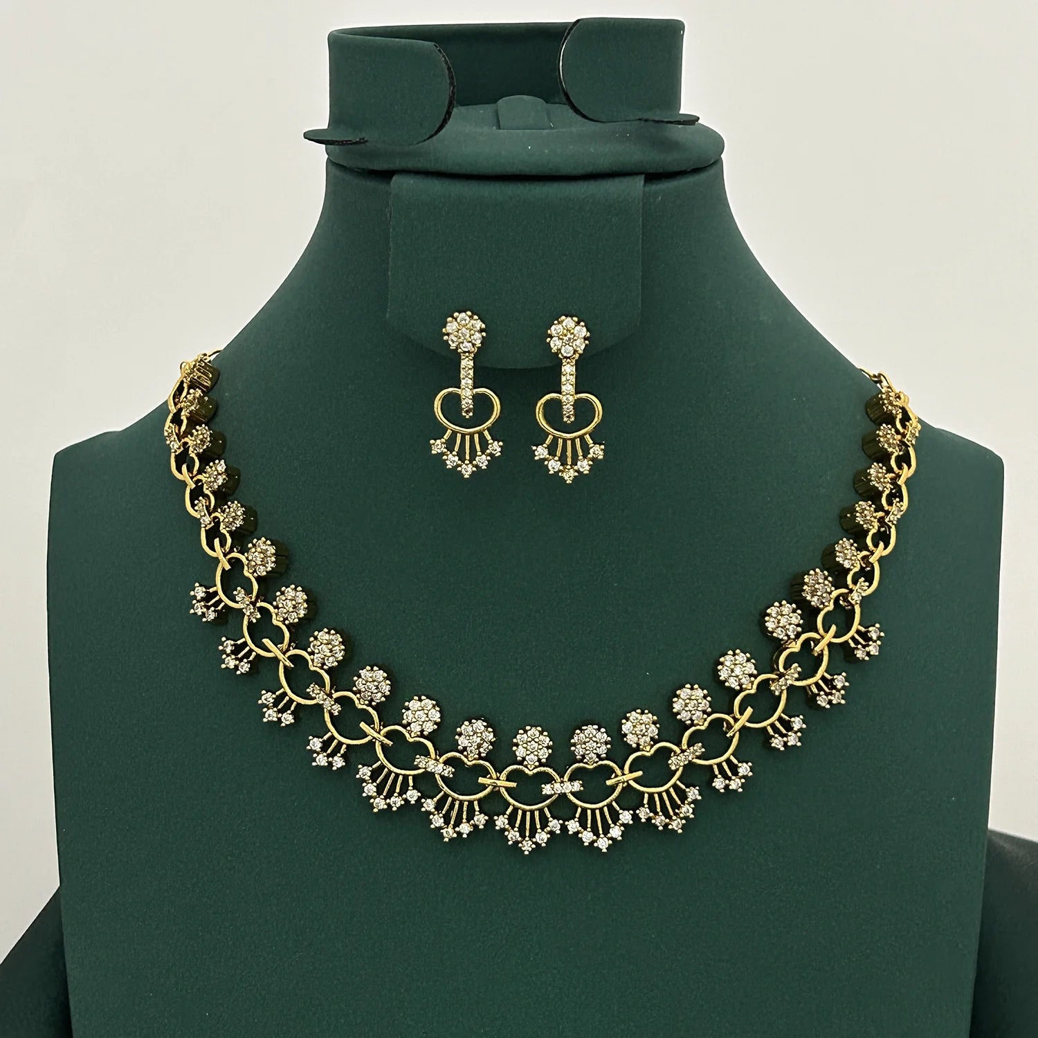 Elegant Heart Link American Diamond Necklace Set