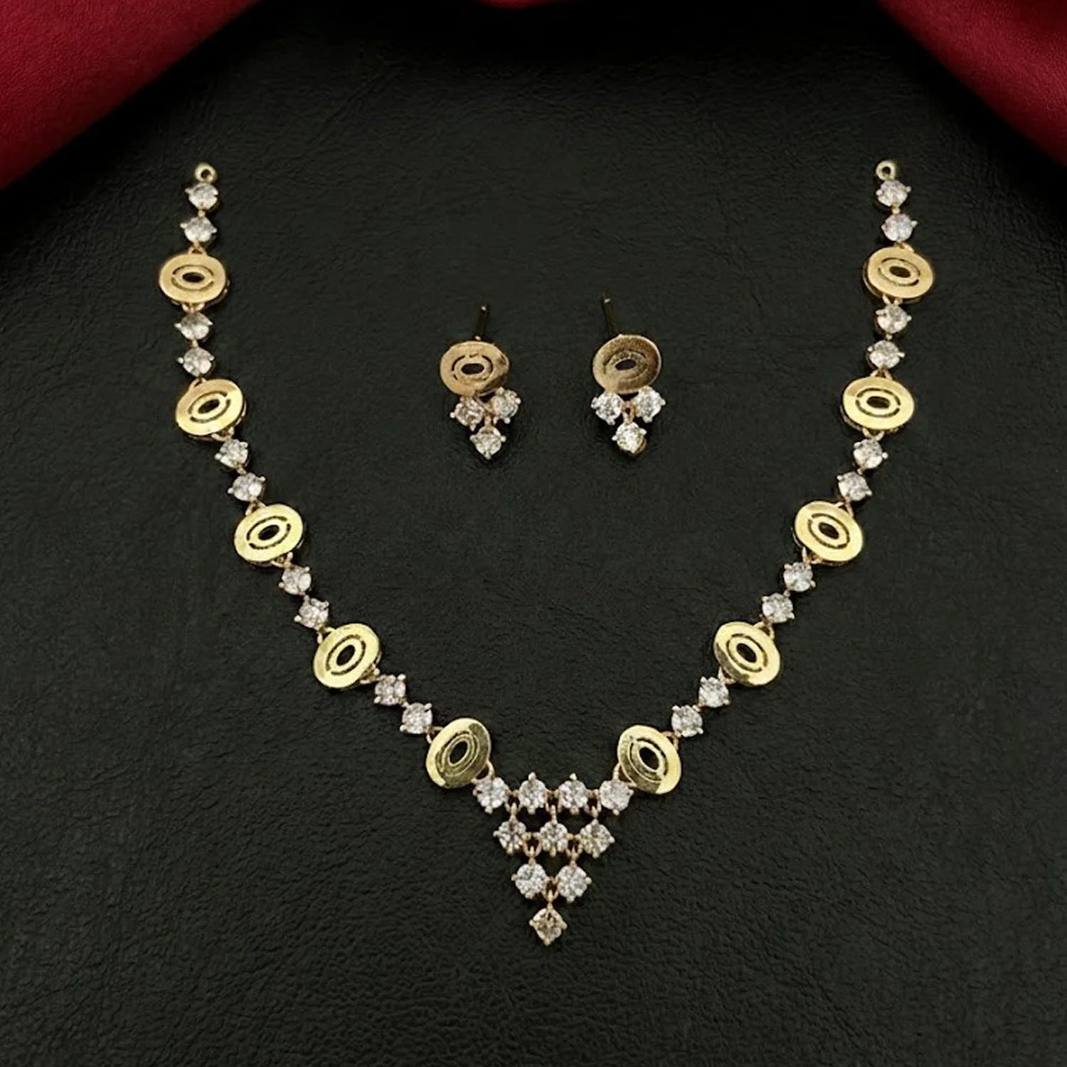 Minimal Gold AD Necklace Set with Drop Pendant