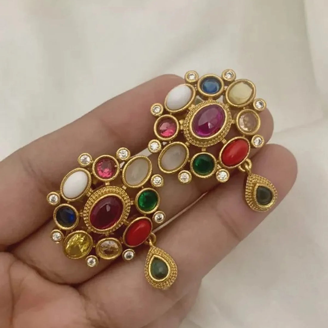 Multicolor Stone Pearl Mala Pendant Set