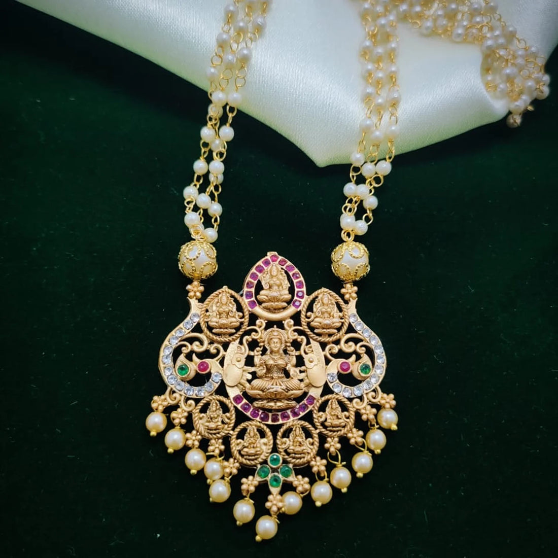 Lakshmi Temple Mala Gold Plated Pendant Set with Pearls