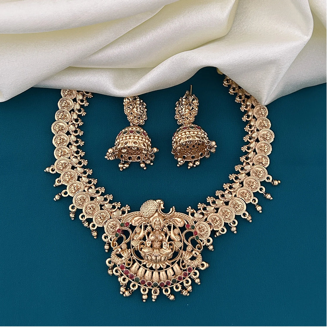 Lakshmi Coin Temple South Indian Necklace Set
