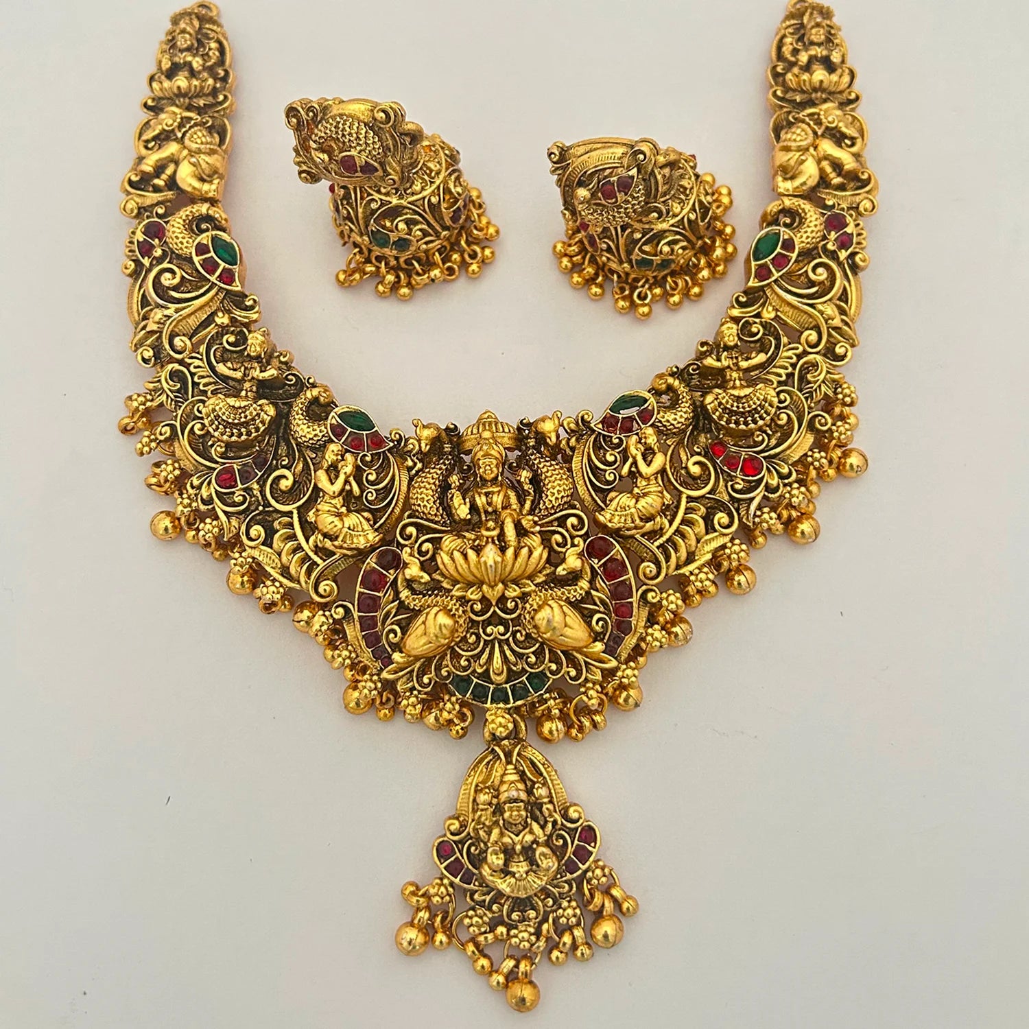 Lakshmi Antique Gold South Indian Necklace Set