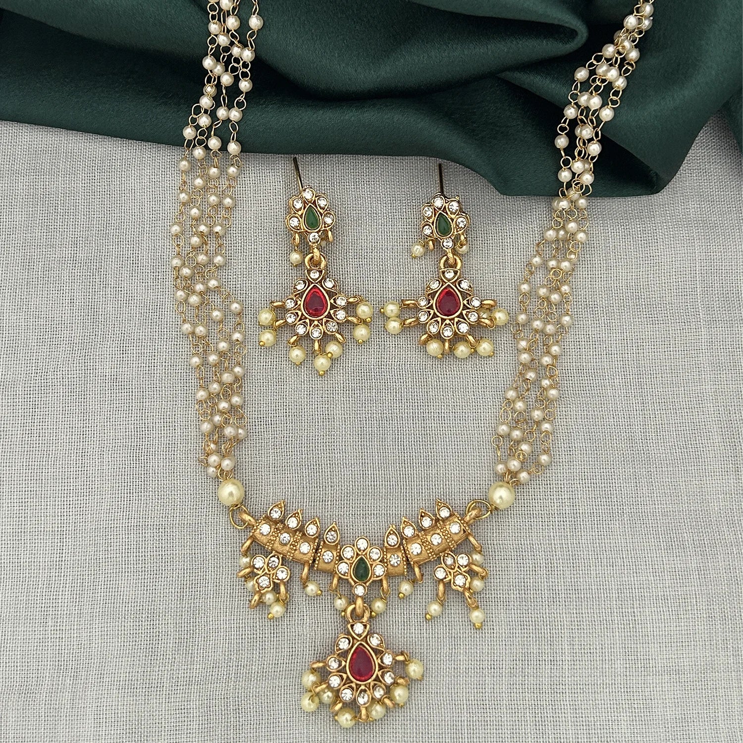 South Indian Temple Pearl Pendant Necklace Set